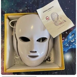 Dermaluminate led face mask 7 colors